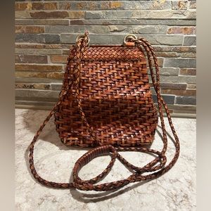 Two strapped crossbody bag